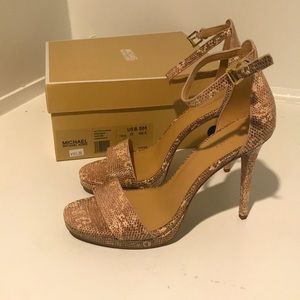 Michael kors hutton sandal
